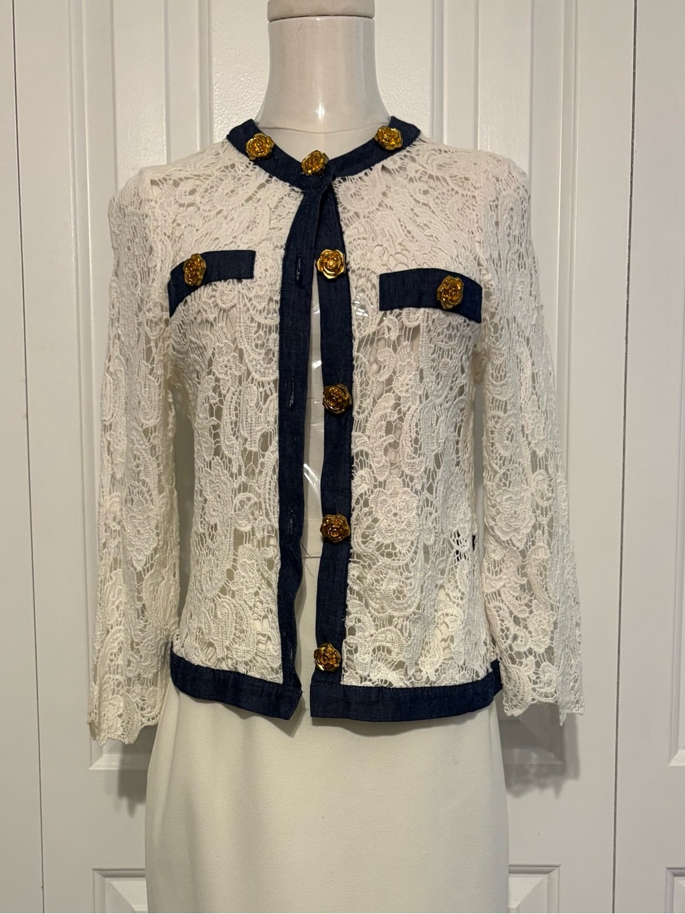 MICHAEL SIMON, White Lace Jacket with Denim Trim, Size PM